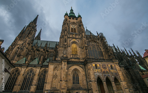 Cattedrale di San Vito all'interno del complesso del castello di Praga
