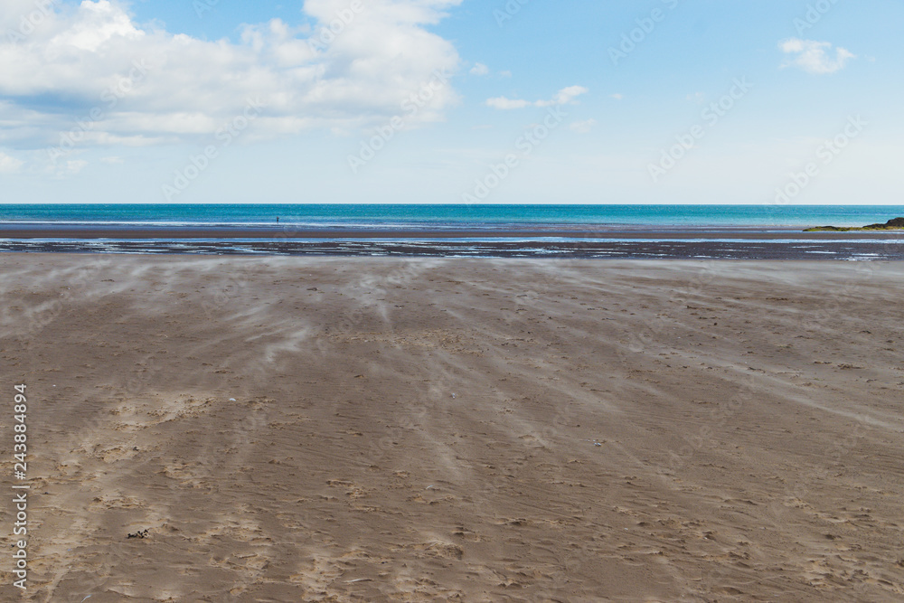 Obraz premium Wind on the beach by the sea