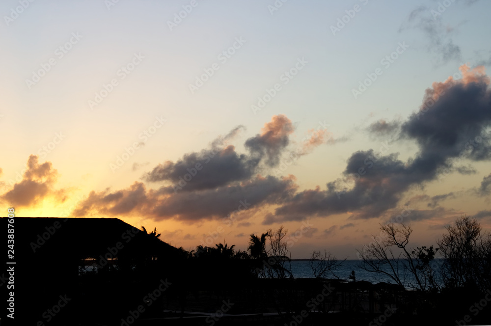 Fototapeta premium Colorful Caribbeans sky at sunset