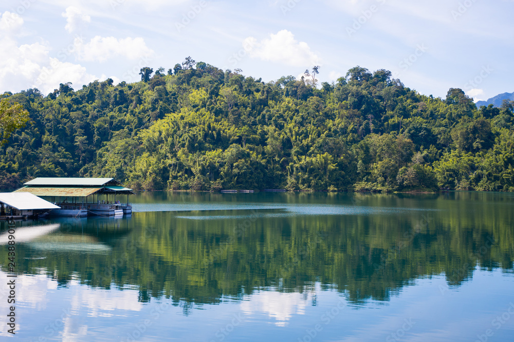 Fototapeta premium Ratchaprapha Dam in Surat Thani province