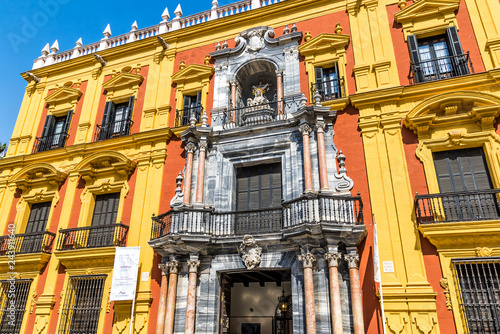  Der Palacio Episcopal (Bischofspalast) - Plaza Del Obispo - Altstadt von Malaga. Costa del Sol, Andalusien, Spanien