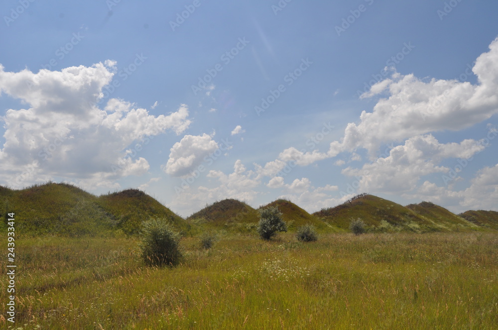 Obraz premium landscape with blue sky and clouds
