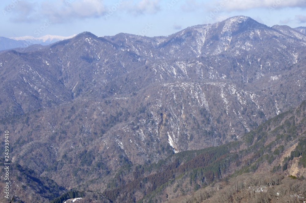 残雪の西丹沢 檜洞丸