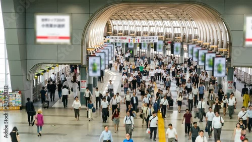 Wallpaper Mural Timelapse of Rush Hour Commuters at Station in Tokyo -Pan Right- Torontodigital.ca