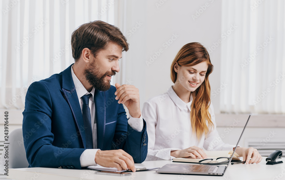business people working in office business people working in office