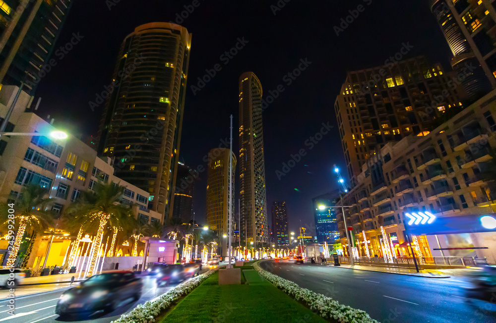 Walk through the night streets of Dubai.