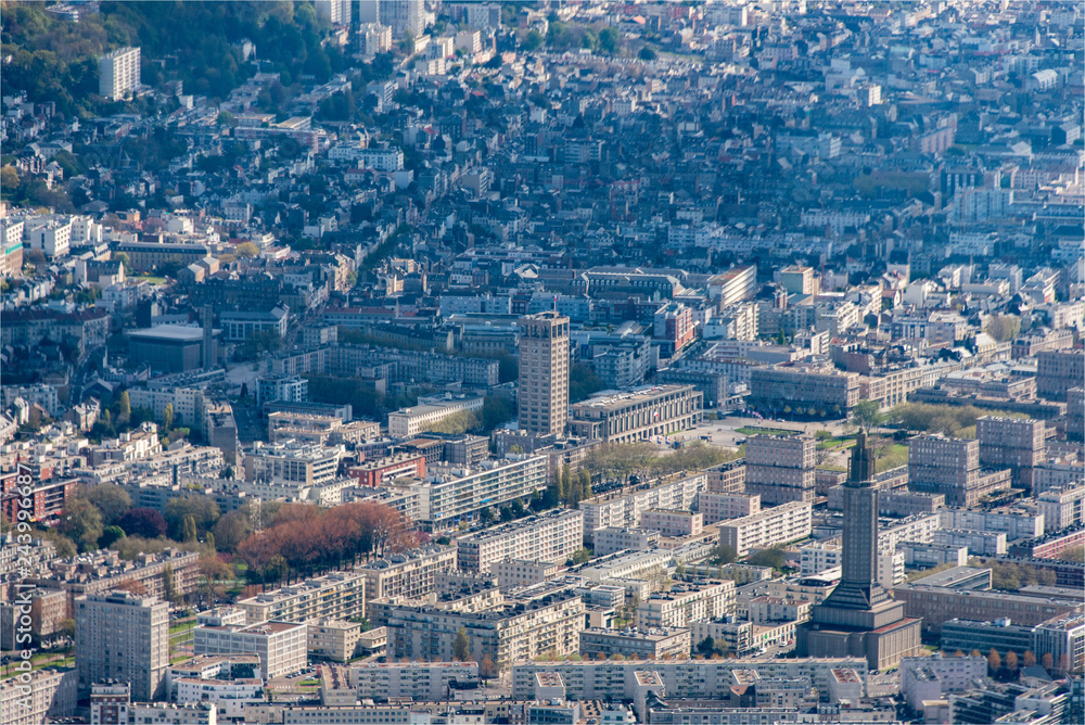 vue aérienne de la ville du Havre en France