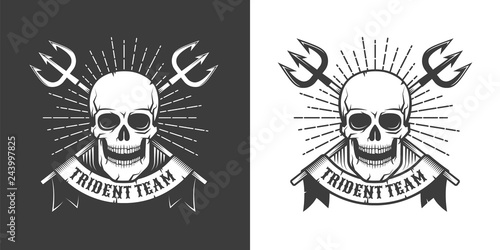 Pirate sea emblem with skull and crossed tridents. Vintage retro hipster style. Vector illustration.