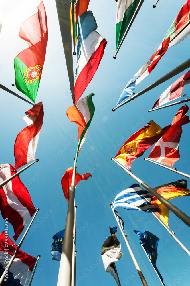 Flaggen international - obrazy, fototapety, plakaty 