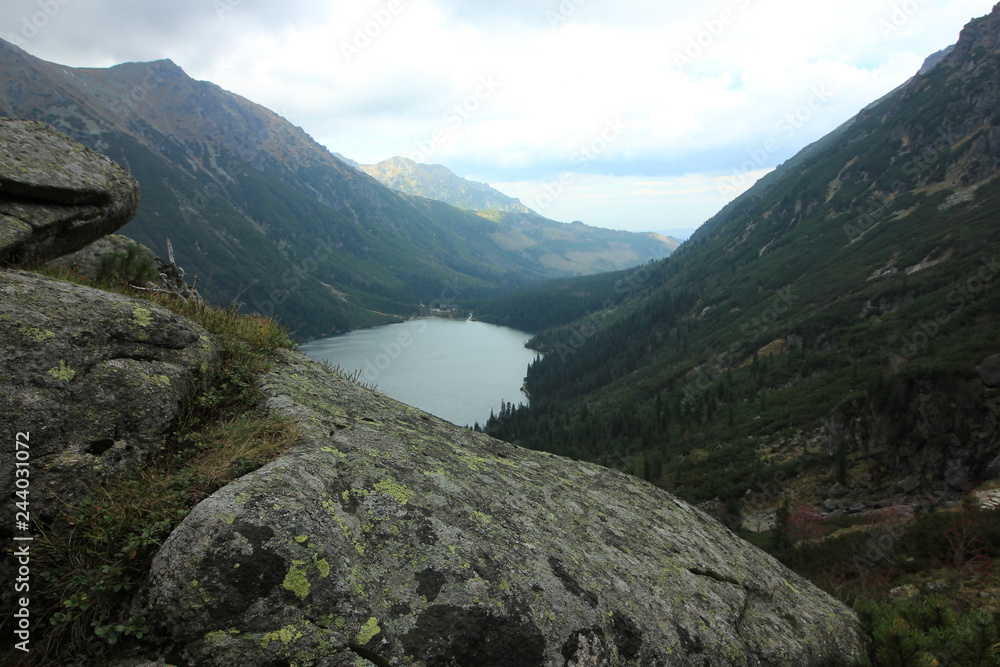 Fototapeta premium Picturesque mountain lake Sea Eye, the Fish Brook Valley, the Polish side of the Tatra mountains