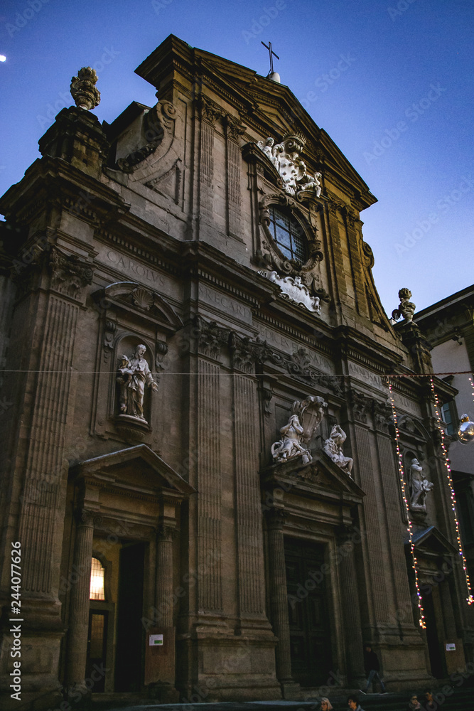 Fototapeta premium Italy church sculpture