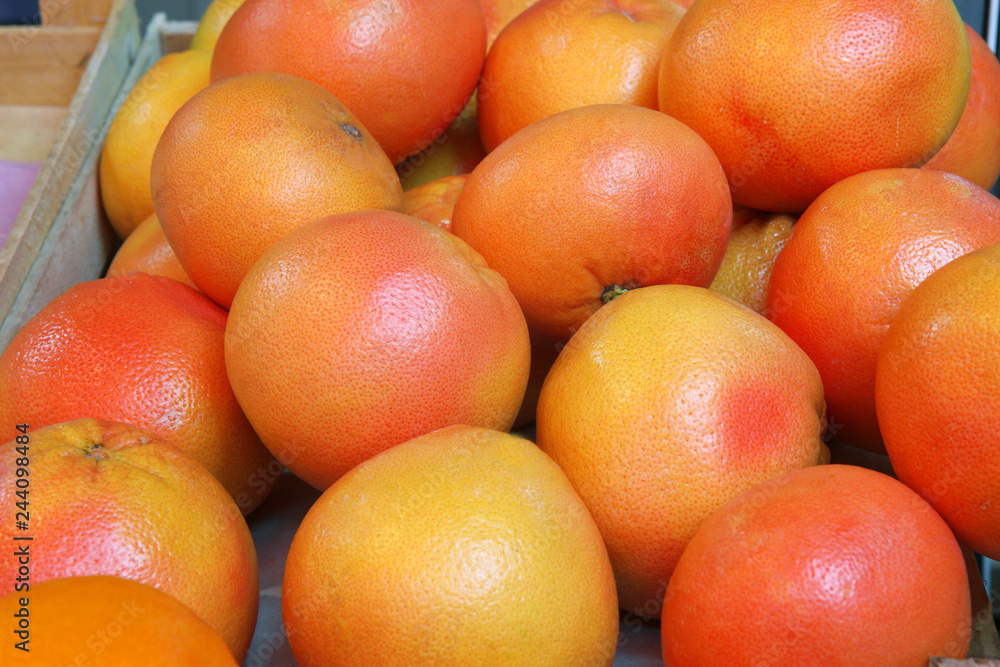 Grapefruit harvest. Grapefruits on the market Grapefruit harvest. Grapefruits on the market
