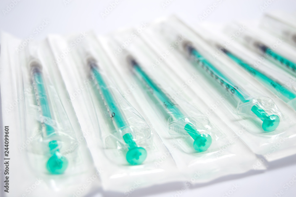 insulin syringes, diabetic, vaccination, injection, formatsevtichesky