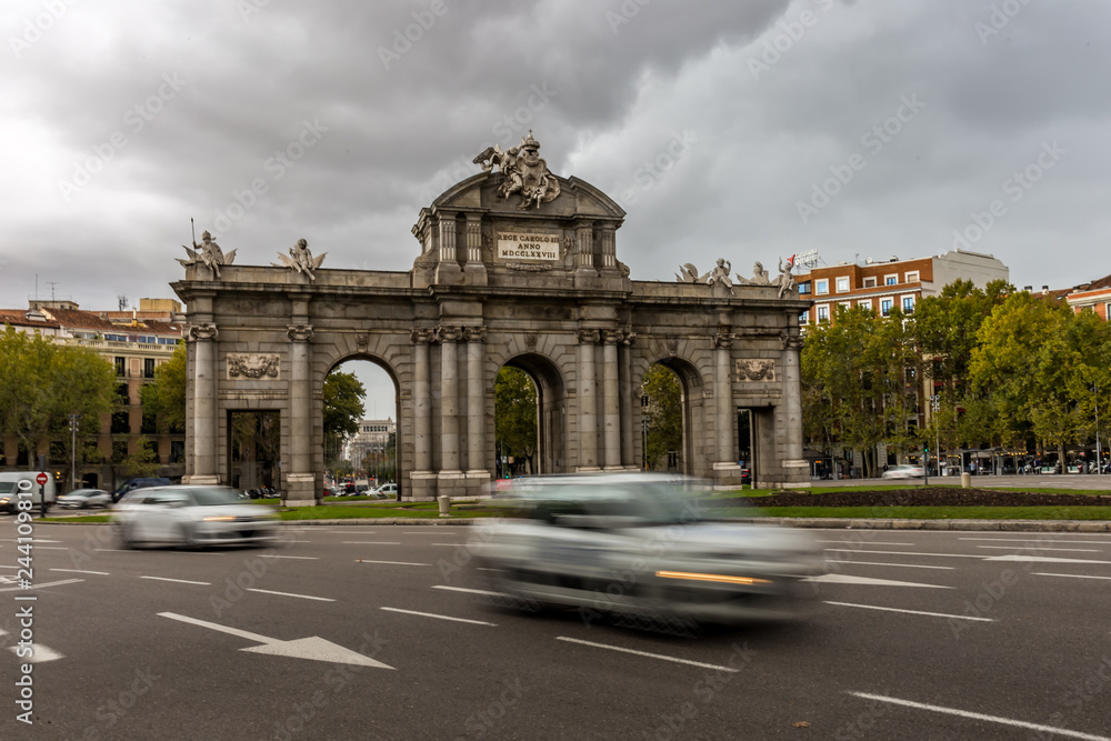 Obraz premium Puerta de Alcalá