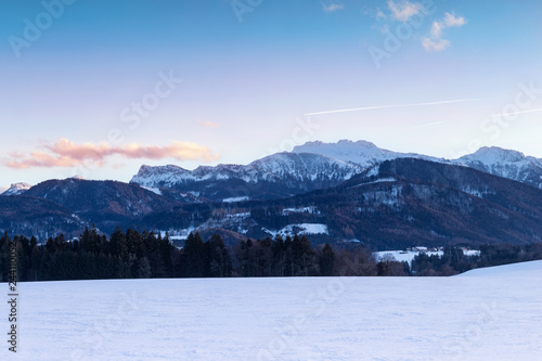 Kampenwand mit Sonnenuntergang im Winter, Chiemgau