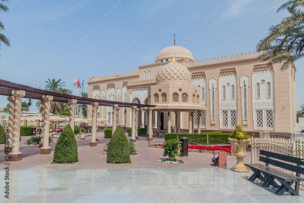 Garden of Jumeirah Mosque in Dubai, UAE