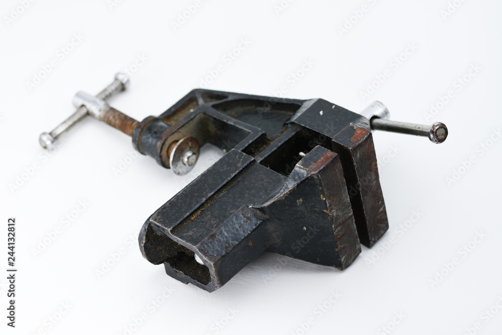 old small vise Clamp-On Swivel Vise old small vise Clamp-On Swivel Vise