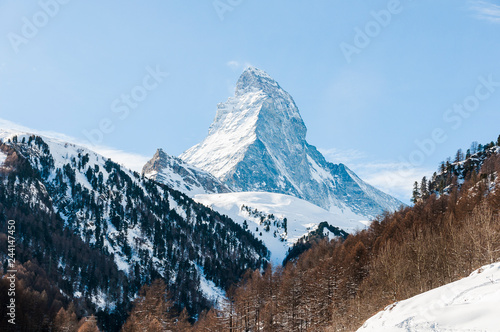 Zermatt, Matterhorn, Wallis, Alpen, Walliser Berge, Winterwanderung, Winter, Wintersport, Furi, Zmutt, Trockener Steg, Schweiz photo