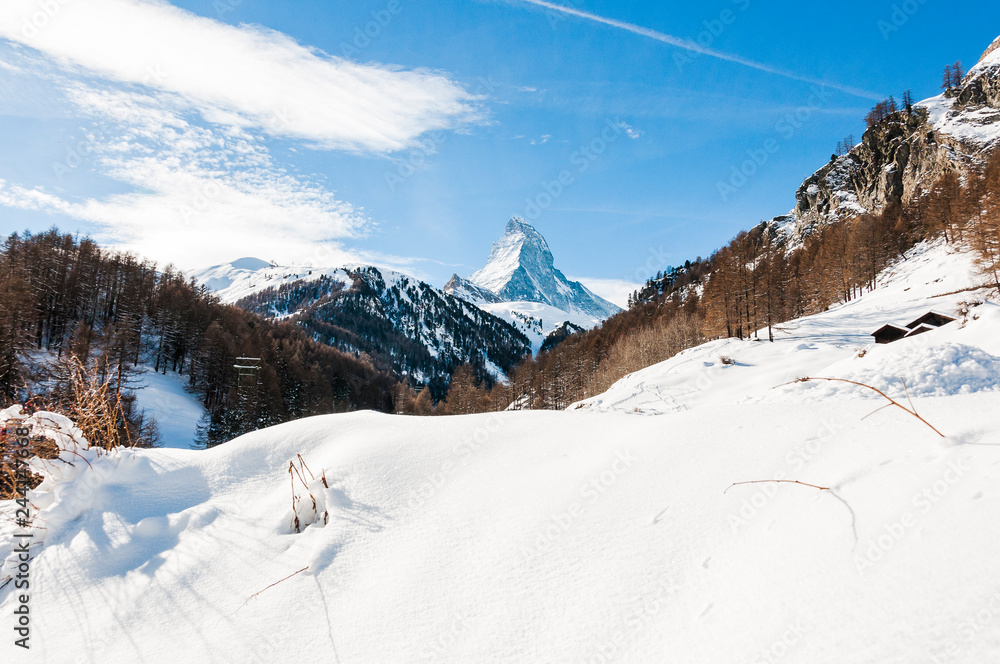 Zermatt, Furi, Zmutt, Matterhorn, Wanderweg, Zmuttbach, Wallis, Walliser Berge, Alpen, Walliser Dorf, Winter, Winterwanderung, Schweiz