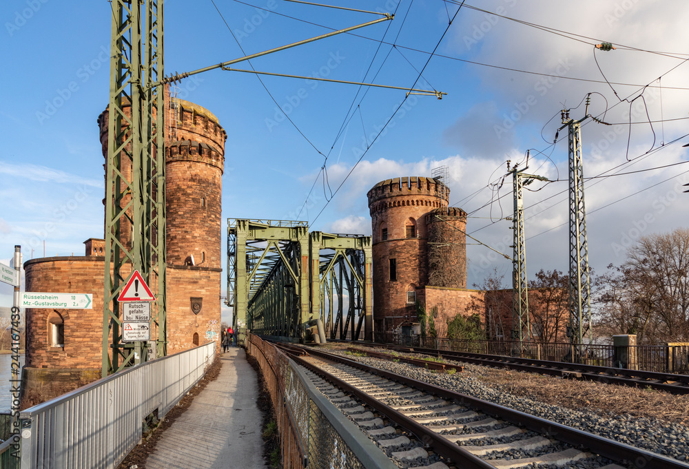 ailway bridge in Mainz, Germany
