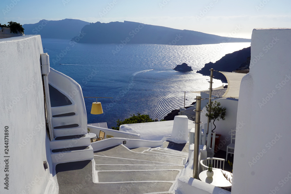 Obraz premium Beautiful and colorful view in Oia, Santorini