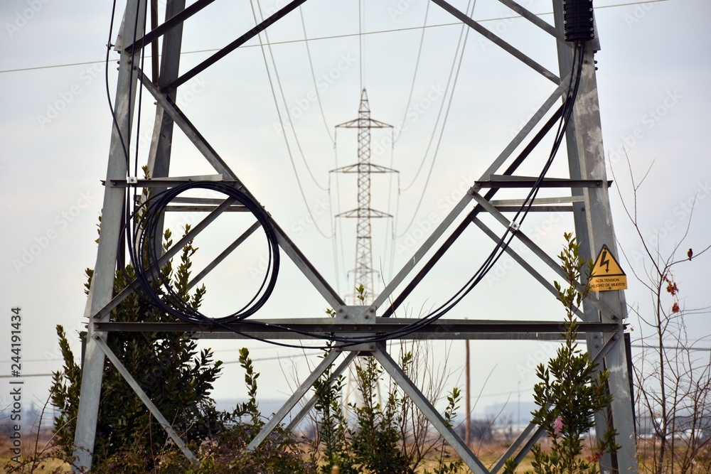 Torre de electricidad, alta tensión