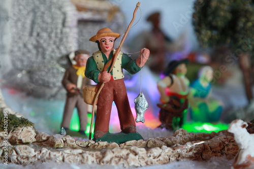 crèche de Provence et son pêcheur 2019 