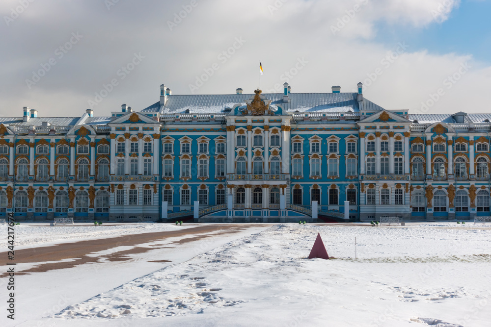 Fototapeta Katherines Palace hall in Tsarskoe Selo (Pushkin) in the winter, Russia