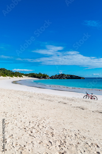 Fototapeta Naklejka Na Ścianę i Meble -  A bicycle on the beach, at Horseshoe Bay, Bermuda