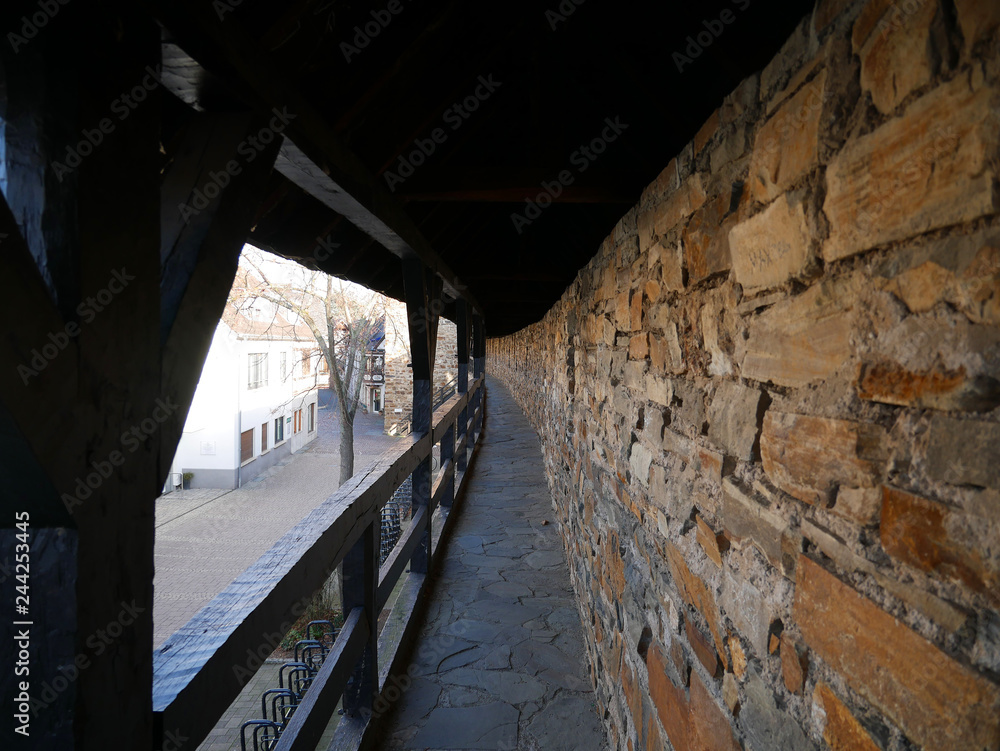 historische Stadtmauer in Ahrweiler