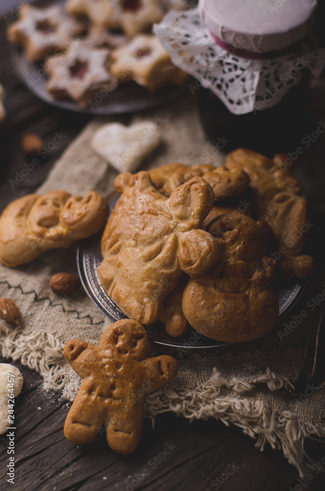 Fototapeta premium Homemade christmas cookies vintage style