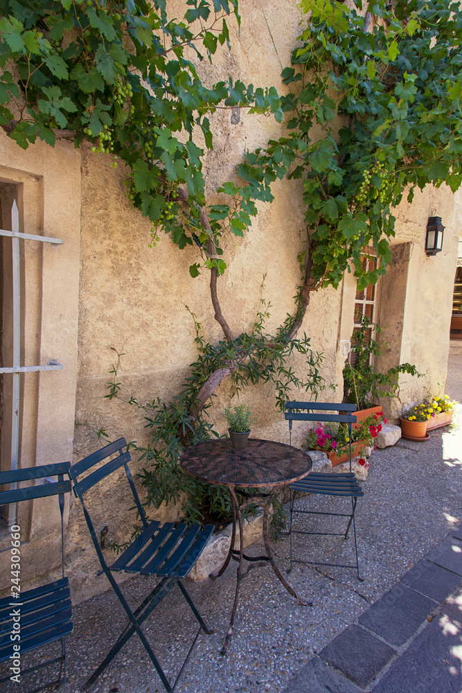Table And Chairs  In Provence