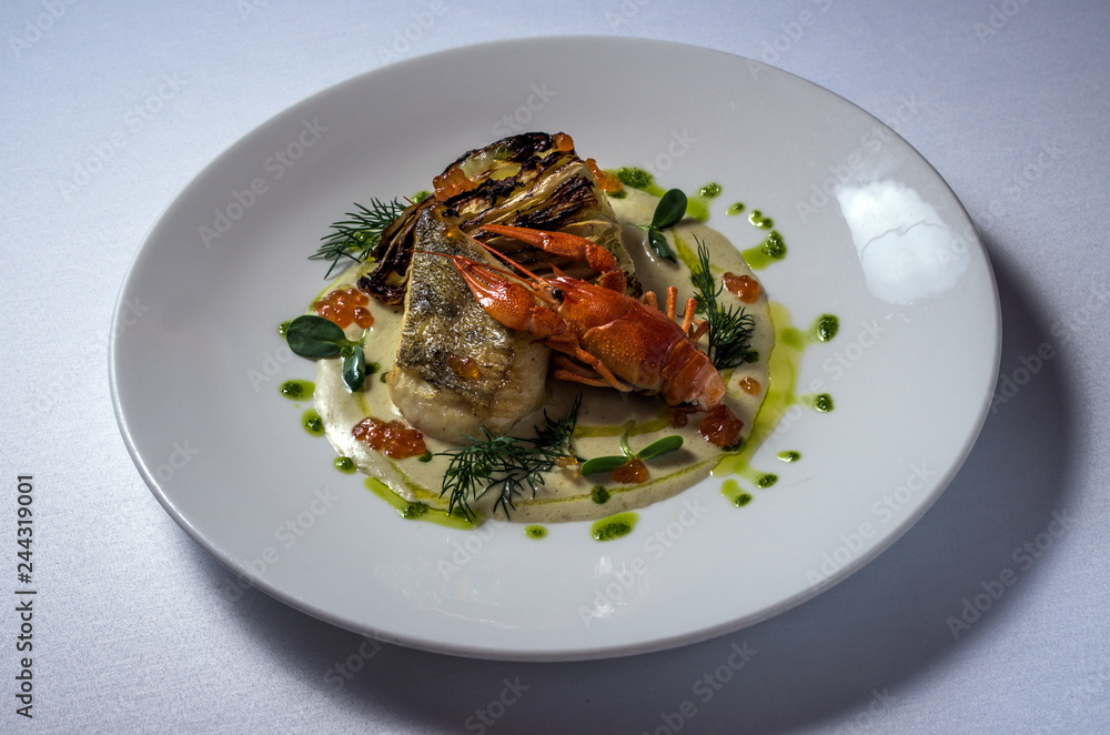 Pike perch with baked cabbage Pike perch with baked cabbage