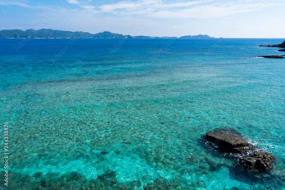 阿嘉島の美しい海「ケラマブルー」