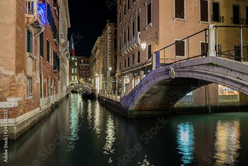 Venezia, canale veneziano © peggy