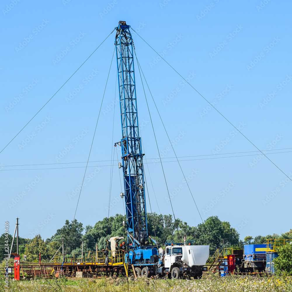 Carrying out repair of an oil well Carrying out repair of an oil well