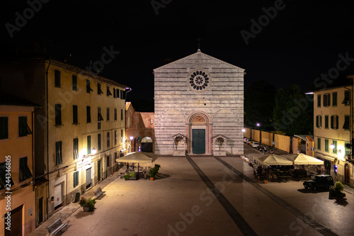 View of Church of San Francesco in Lucca the walled city from above, Lucca, Tuscany, Italy, Europe