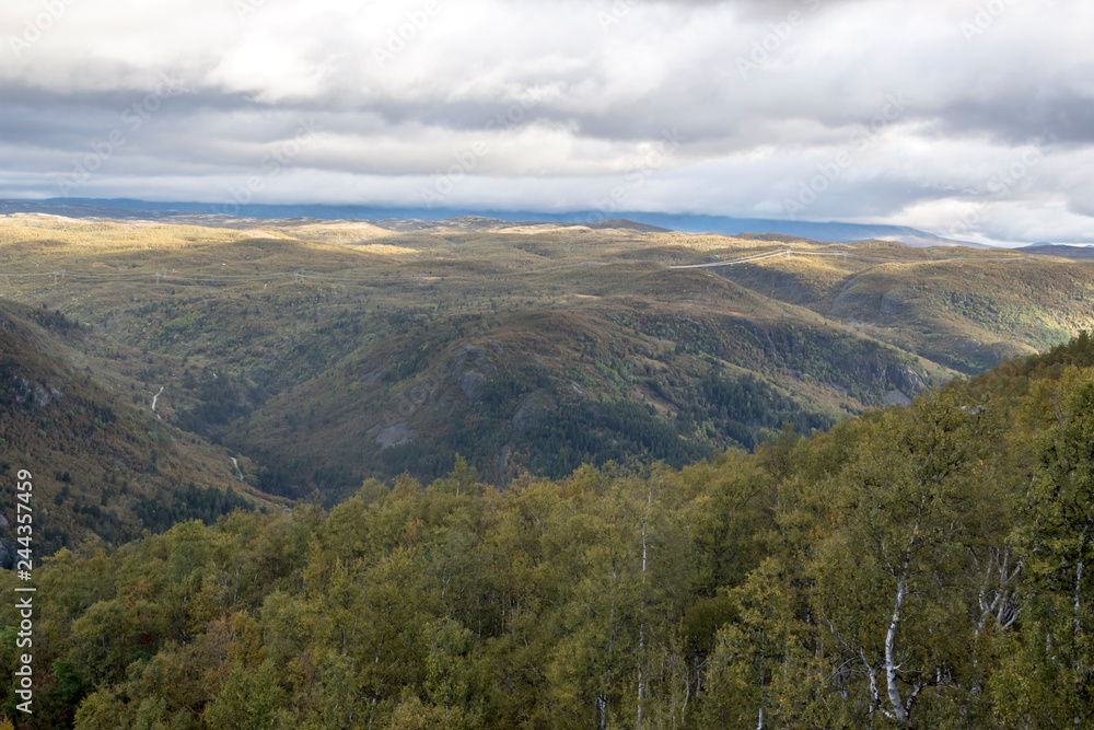 Mountains in the interior of southern Norway on a cloudy day.