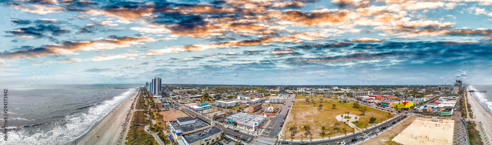 Fototapeta premium Myrtle Beach skyline aerial view from city park, South Carolina