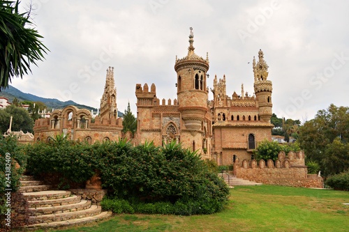 Castello di Colomares, monumento nella forma di un castello dedicato alla vita e alle avventure di Cristoforo Colombo. Costruito in Benalmadena, Malaga,Spagna è una famosa attrazione turistica