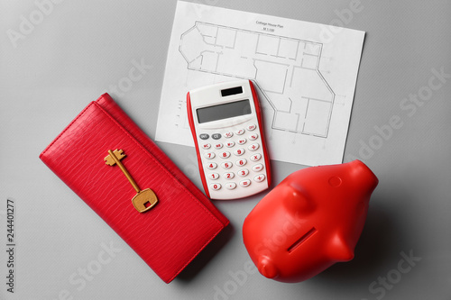 Piggy bank, calculator, pro...