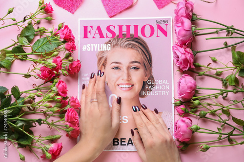 Female hands with fashionab...