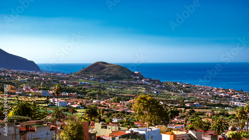 2019-01-13- La Orotava, Santa Cruz de Tenerife. The view from La Orotava to the north, towards the Atlantic. We see a large part of the Orotava Valley and behind Puerto de la Cruz.