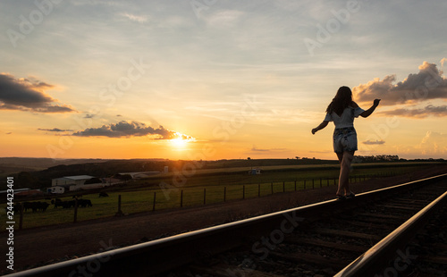 sunset on a train rail © Pedro