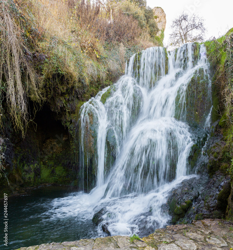 cascadas en el pueblo de Tobera  Burgos  Espa  a