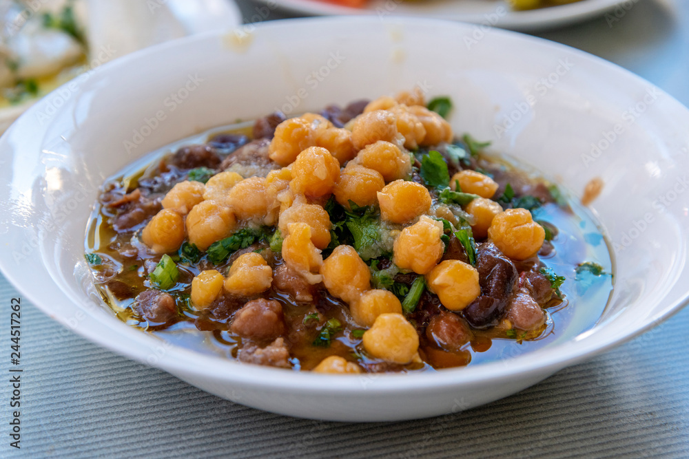 Broad bean and chickpeas Broad bean and chickpeas