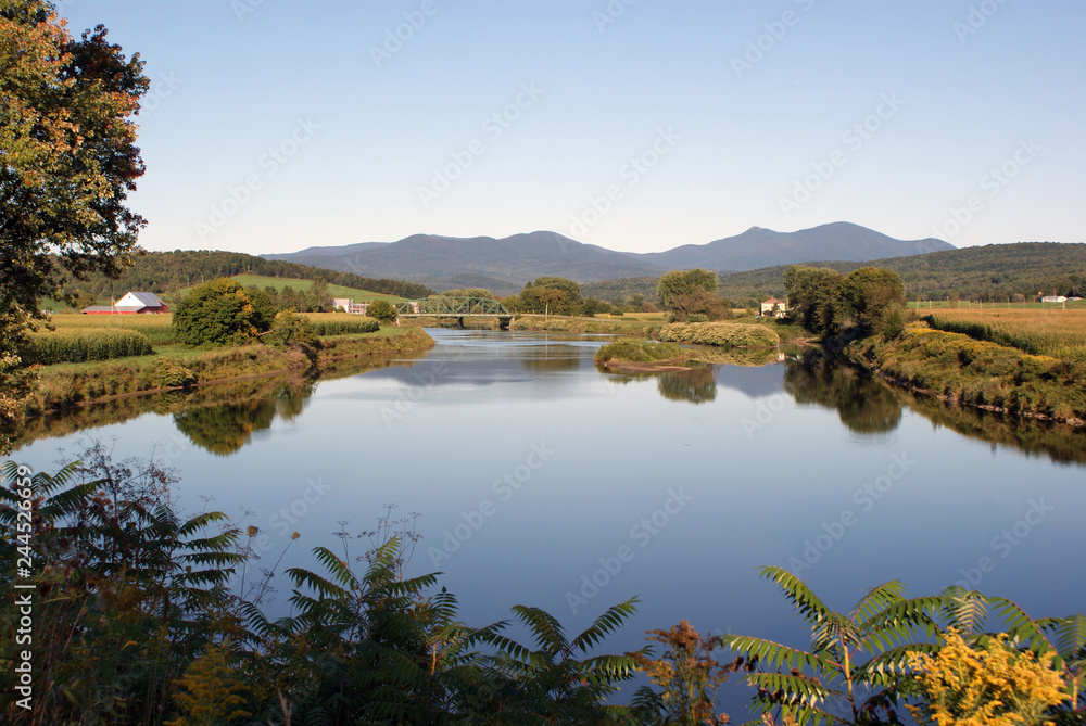 Fototapeta premium Jay Peak and Vermont farmland