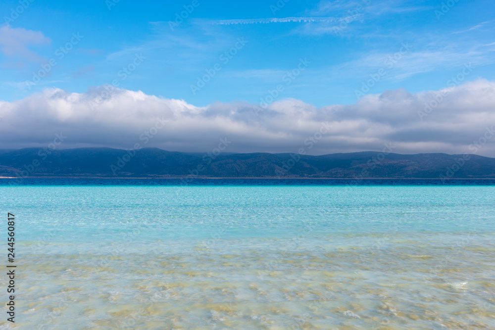 Lake Salda is in the southern province of Burdur’s Yeşilova district has been reputed as “Turkey’s Maldives” in recent years for its white beach and clear water.