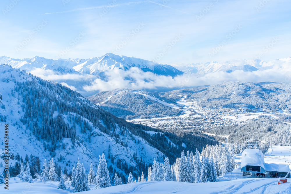 Obraz premium View of winter landscape with snow covered Alps in Seefeld in the Austrian state of Tyrol. Winter in Austria