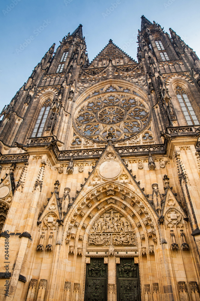 Fototapeta premium Details of the facade of the Metropolitan Cathedral of Saints Vitus, Wenceslaus and Adalbert in Prague